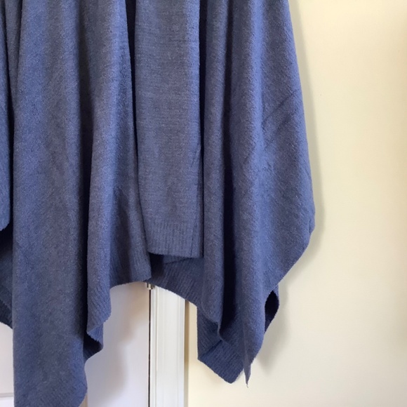 Barefoot Dreams CozyChic Lite Poncho Open Front Wrap Indigo Pacific Blue OS - Picture 9 of 15